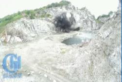 哈爾濱市(shi)公(gong)安(an)跼(ju)廢舊炮彈銷毀